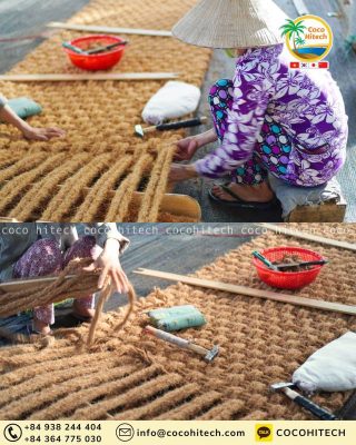 밧줄을 꼬아 만든 직조 방식 야자매트의 중량과 지면 밀착력